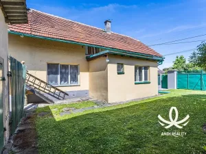 Prodej rodinného domu, Břežany II, 100 m2