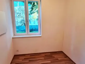 Pronájem bytu 2+kk, Praha - Kyje, Stružky, 45 m2