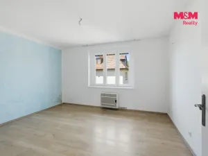 Prodej bytu 2+1, Louny, Jarošova, 50 m2