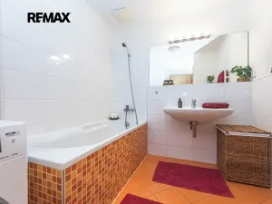 Pronájem bytu 2+kk, Praha - Žižkov, Kališnická, 55 m2