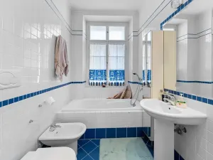 Pronájem bytu 2+1, Praha - Malá Strana, Sněmovní, 85 m2