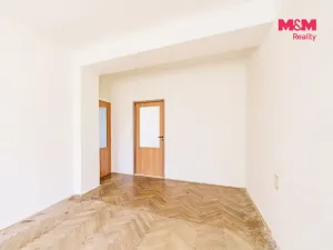 Prodej bytu 2+1, Plesná, 5. května, 50 m2