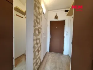Pronájem bytu 1+1, Chomutov, 17. listopadu, 36 m2