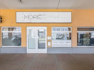 Prodej obchodního prostoru, Praha - Vysočany, Poděbradská, 98 m2