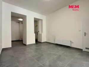 Pronájem obchodního prostoru, Kladno, T. G. Masaryka, 80 m2