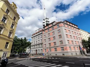 Prodej bytu 2+kk, Praha - Vinohrady, Velehradská, 50 m2