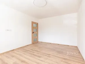 Pronájem bytu 2+1, Zlín, L. Váchy, 54 m2