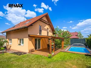 Prodej rodinného domu, Tuchlovice, U Školky, 130 m2