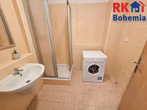 Pronájem bytu 1+kk, Praha - Kunratice, Pod Haltýřem, 30 m2
