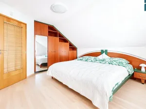 Prodej rodinného domu, Ondřejov, Pod Oborou, 276 m2