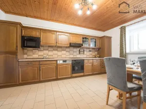 Prodej rodinného domu, Vlkanov, 280 m2