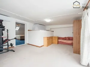Prodej rodinného domu, Vlkanov, 280 m2