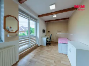 Prodej činžovního domu, Karlovy Vary - Dvory, V Lučinách, 330 m2