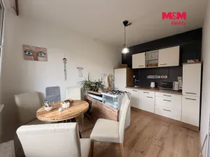 Pronájem bytu 4+kk, Praha - Prosek, Mimoňská, 66 m2