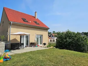 Pronájem rodinného domu, Veverské Knínice, 180 m2