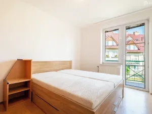 Pronájem bytu 3+kk, Brno, Högrova, 736 m2
