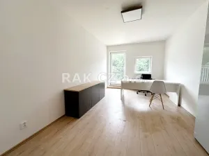 Pronájem skladu, Dobřejovice, 600 m2