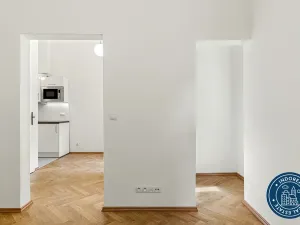 Pronájem bytu 2+kk, Praha - Vinohrady, Máchova, 32 m2