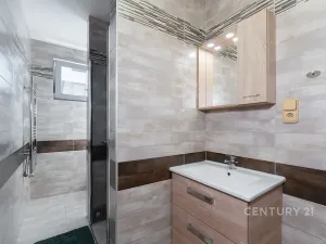 Pronájem rodinného domu, Lužice, 104 m2