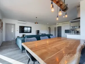 Pronájem rodinného domu, Lužice, 104 m2