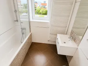 Prodej bytu 2+kk, Praha - Pitkovice, Lošáková, 87 m2