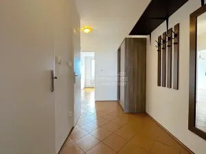 Pronájem bytu 2+kk, Praha - Stodůlky, Trávníčkova, 44 m2
