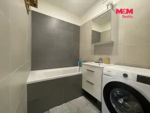 Pronájem bytu 3+kk, Praha - Prosek, Litoměřická, 54 m2