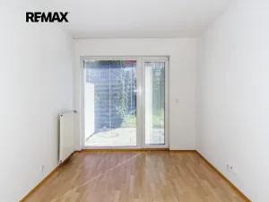 Pronájem bytu 2+kk, Praha - Pitkovice, Pečárková, 52 m2