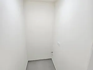 Prodej bytu 3+1, Praha - Žižkov, Květinková, 77 m2