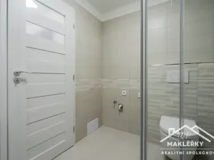 Pronájem bytu 1+kk, Uhlířské Janovice, Hrnčířská, 30 m2