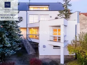 Prodej vily, Křižanov, Benešovo náměstí, 530 m2