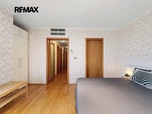 Pronájem bytu 2+kk, Praha - Žižkov, Ke kapslovně, 64 m2