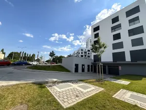 Pronájem bytu 2+kk, Brno, třída Generála Píky, 84 m2