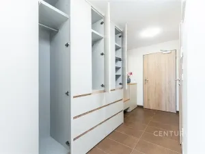 Pronájem bytu 2+kk, Praha, Arnošta Staňka, 47 m2