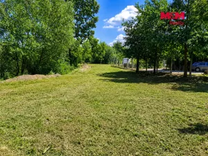 Pronájem komerčního pozemku, Hradec Králové - Plačice, 1000 m2