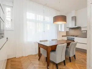Pronájem bytu 4+1, Praha - Vinohrady, Hradešínská, 120 m2
