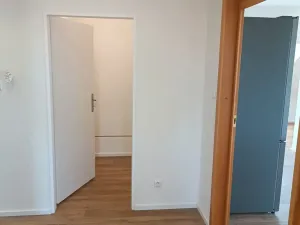 Pronájem bytu 3+kk, Praha - Kobylisy, Klíčanská, 93 m2