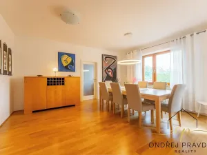 Prodej rodinného domu, Liteň, Karlštejnská, 237 m2