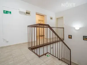 Prodej obchodního prostoru, Český Krumlov, Chvalšinská, 522 m2