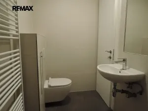 Pronájem bytu 2+kk, Praha - Smíchov, U Malvazinky, 38 m2