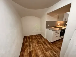 Pronájem bytu 1+kk, Rokycany, Smetanova, 35 m2