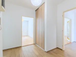 Prodej bytu 4+1, Praha - Záběhlice, Hrusická, 70 m2
