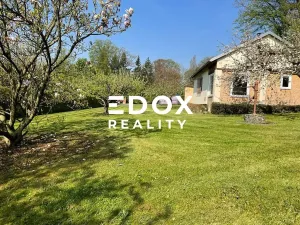 Prodej pozemku pro bydlení, Strančice, 1551 m2
