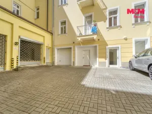 Pronájem obchodního prostoru, Mariánské Lázně, Ruská, 108 m2