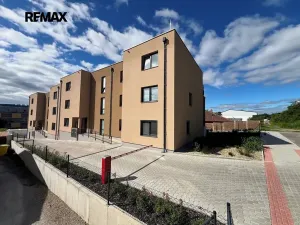Pronájem bytu 1+kk, Beroun, Vinařská, 33 m2