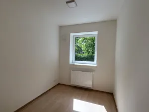 Pronájem bytu 2+kk, Praha - Cholupice, Podchýšská, 45 m2