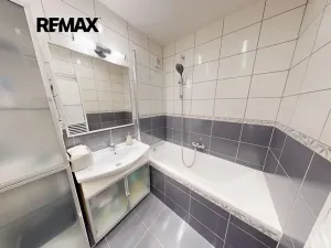 Prodej bytu 3+1, Praha - Letňany, Havířovská, 68 m2