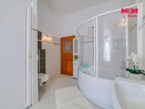 Prodej bytu 3+1, Mariánské Lázně - Úšovice, Anglická, 95 m2