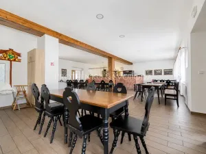 Prodej restaurace, Dobšice, Lahoferova, 218 m2