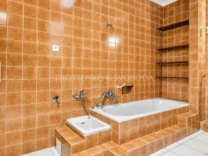 Prodej ordinace, Křižanov, Benešovo náměstí, 530 m2